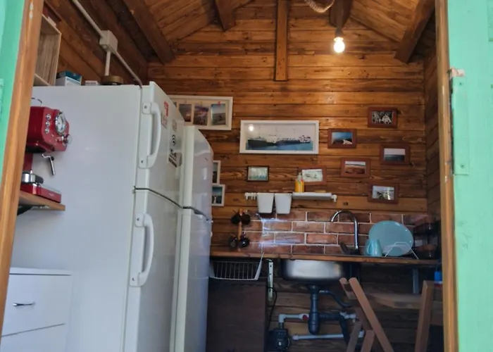 Camping Curtea Pescarusului Vama Veche